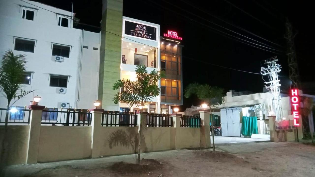 Hotel The Mewar Dabok Eksteriør billede